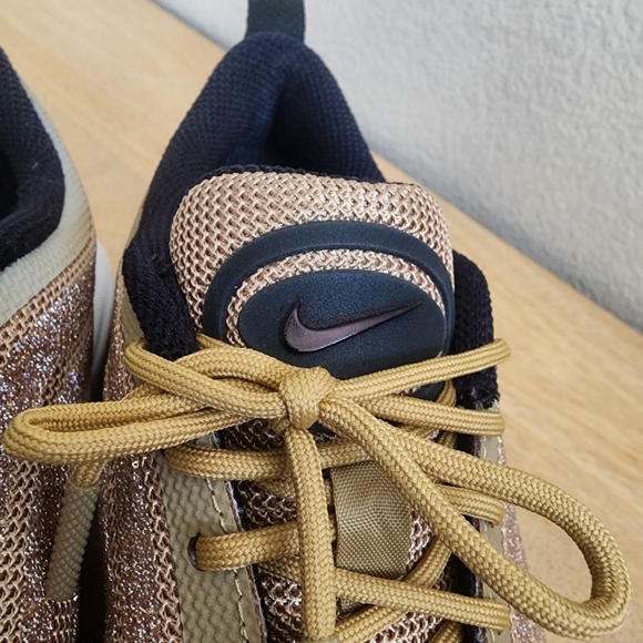 Nike Swarovski x Womens Air Max 97 LX Shoes 927508-700 Metallic Gold Size 6.5 - Picture 9 of 12